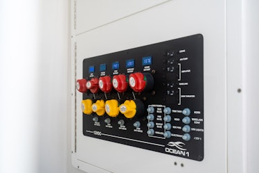 Ocean-1-Rogue-370-tender-50