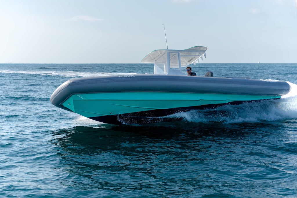 Ocean-1-Yachts-Shadow-300-Surge-11 Ocean-1-Yachts-Shadow-300-Surge-11