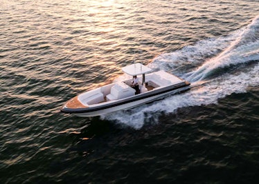 ocean-1-yachts-custom-series-luxury-superyacht-tender-58